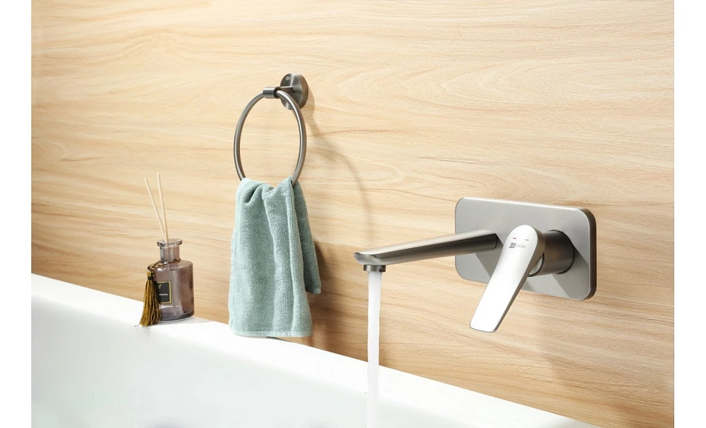 Смеситель для раковины Lemark Bronx LM3726GM